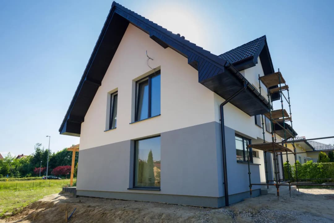 Jak zrobić elewację budynku - proste kroki i najlepsze materiały
