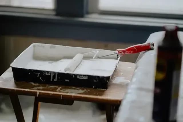 Najlepsze sposoby na to, czym pomalować tynk żywiczny, aby zyskał nowe życie