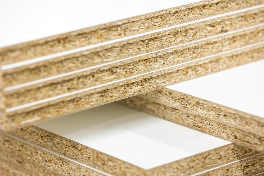 Ekonomiczne rozwiązania w remontach: zalety płyt wiórowych