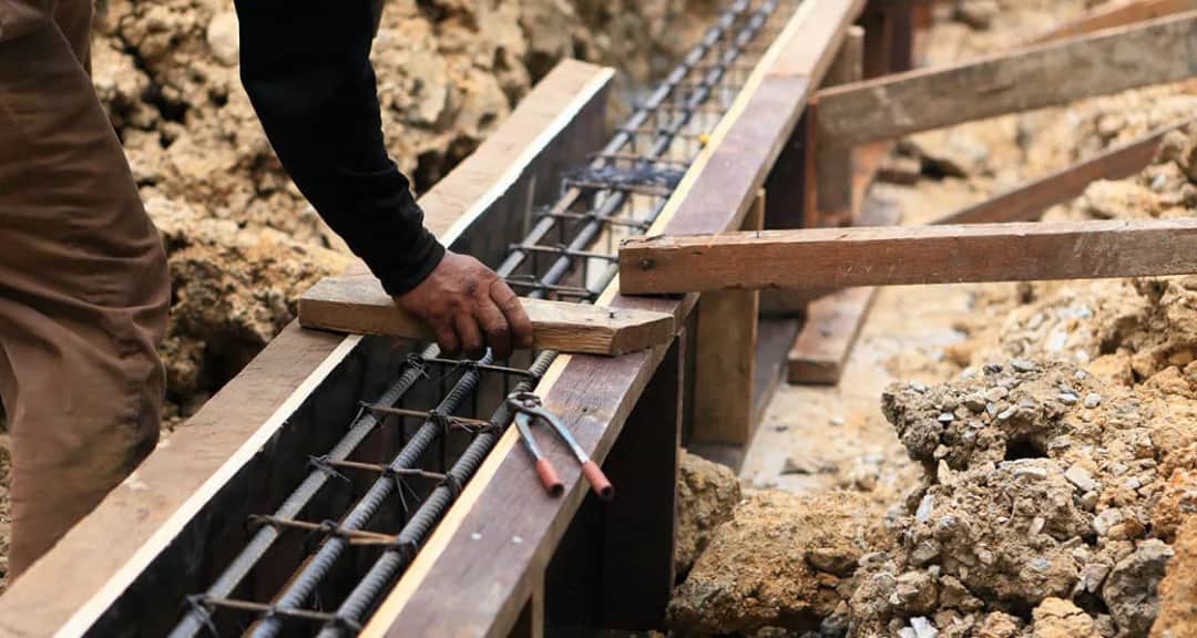 Jaki cement na fundament? Wybierz najlepszy dla trwałości budowy