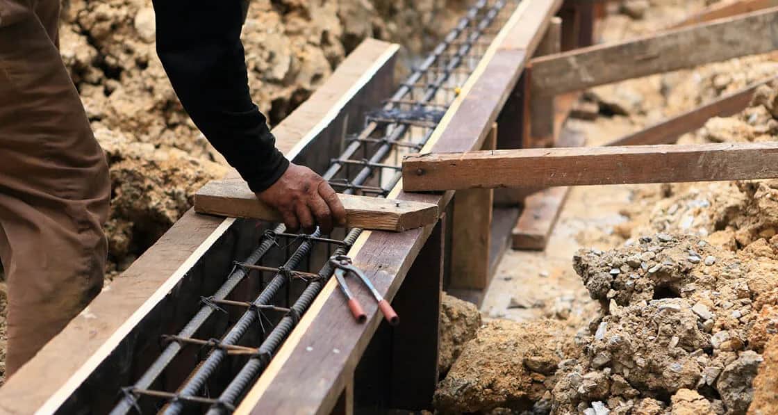 Jaki cement na fundament? Wybierz najlepszy dla trwałości budowy